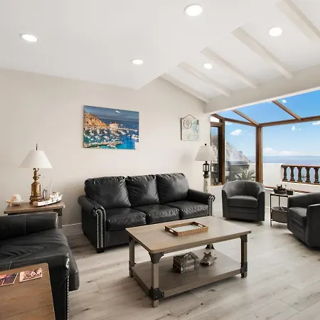 H167 - Hamilton Cove Villa 1-67